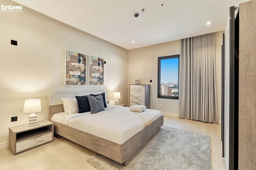 bnbmehomes-Top APT nr Kingdom Tower-B11