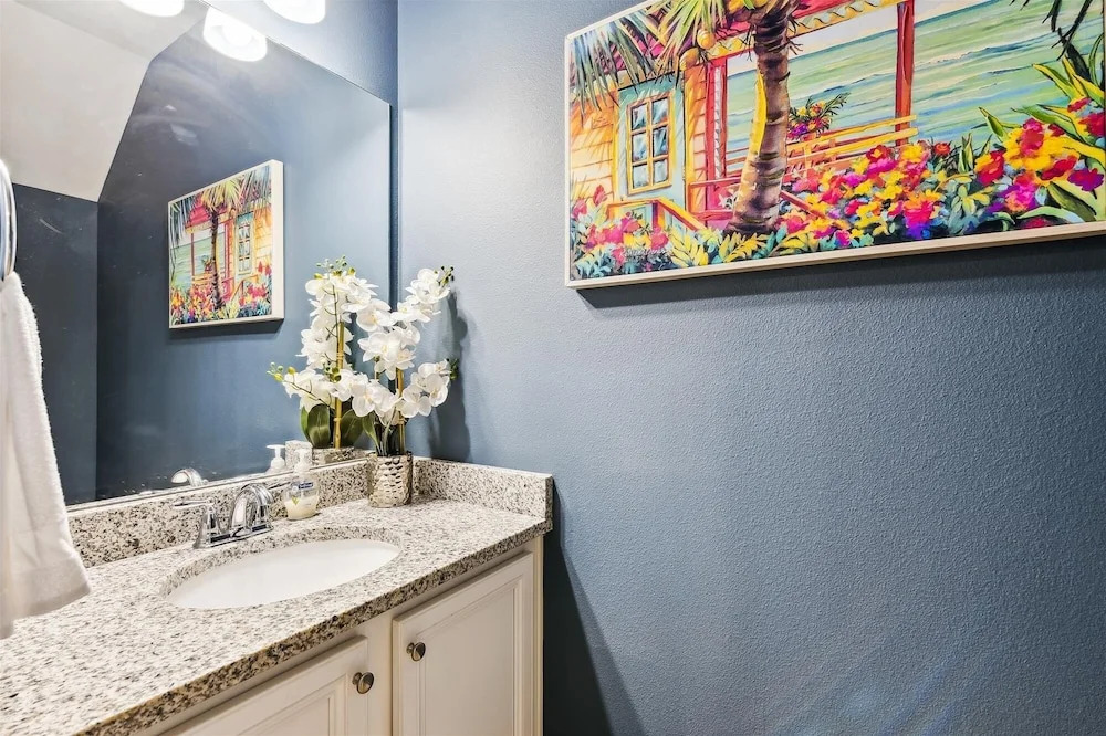 7664 Shadow Lake - Happy Horizons - 3 Bedroom 3 Townhouse by RedAwning