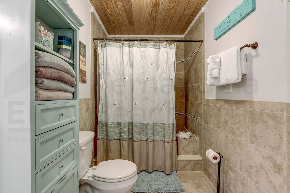 2113 Talbot Ct
