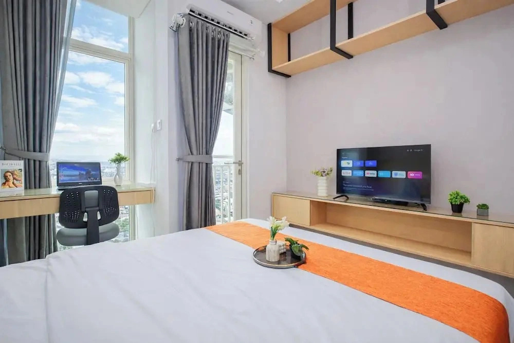 Neat Studio For 2 Pax At B Residence Grogol