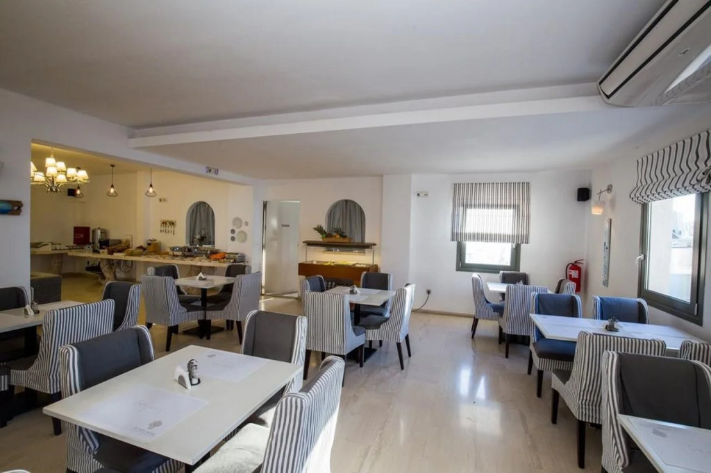 OMIROS HOTEL