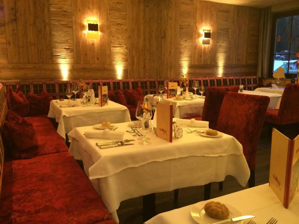 VALARA Alpine Art Hotel