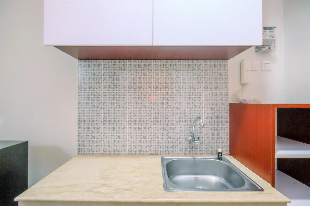 Relaxing Studio At 21Th Floor Evenciio Margonda Apartment