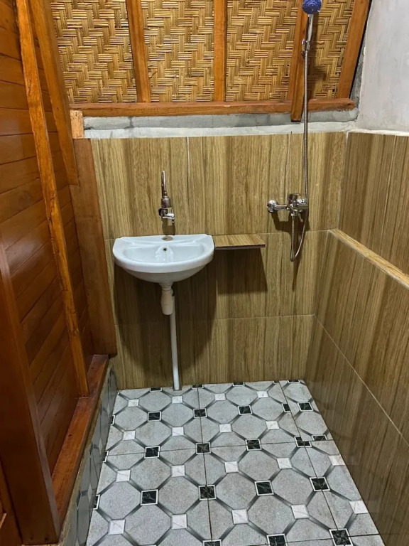 DYoga Bamboo House