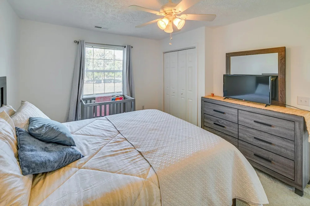 Myrtle Beach Oasis w/ Pool & Private Balcony!