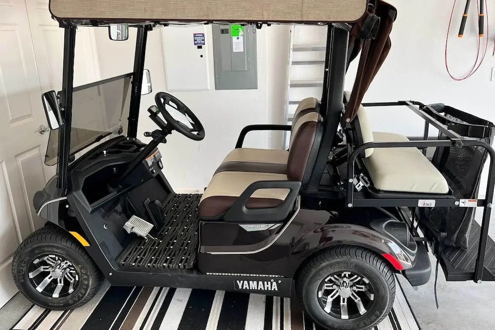 Golf Cart & Pool Access: The Villages Home