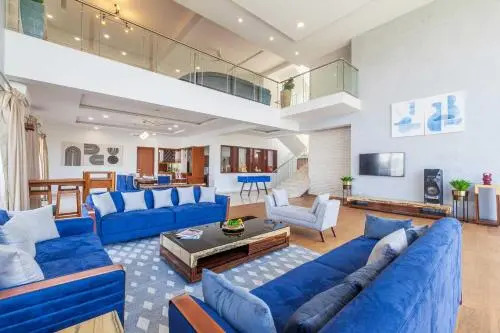 StayVistas White Pebbles - A Villa with Theater Room & Swimming Pool
