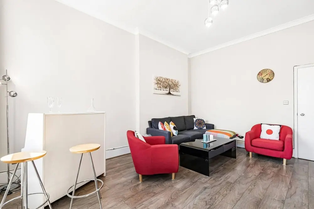 Stylish Kensington Home Next To Earl s Court