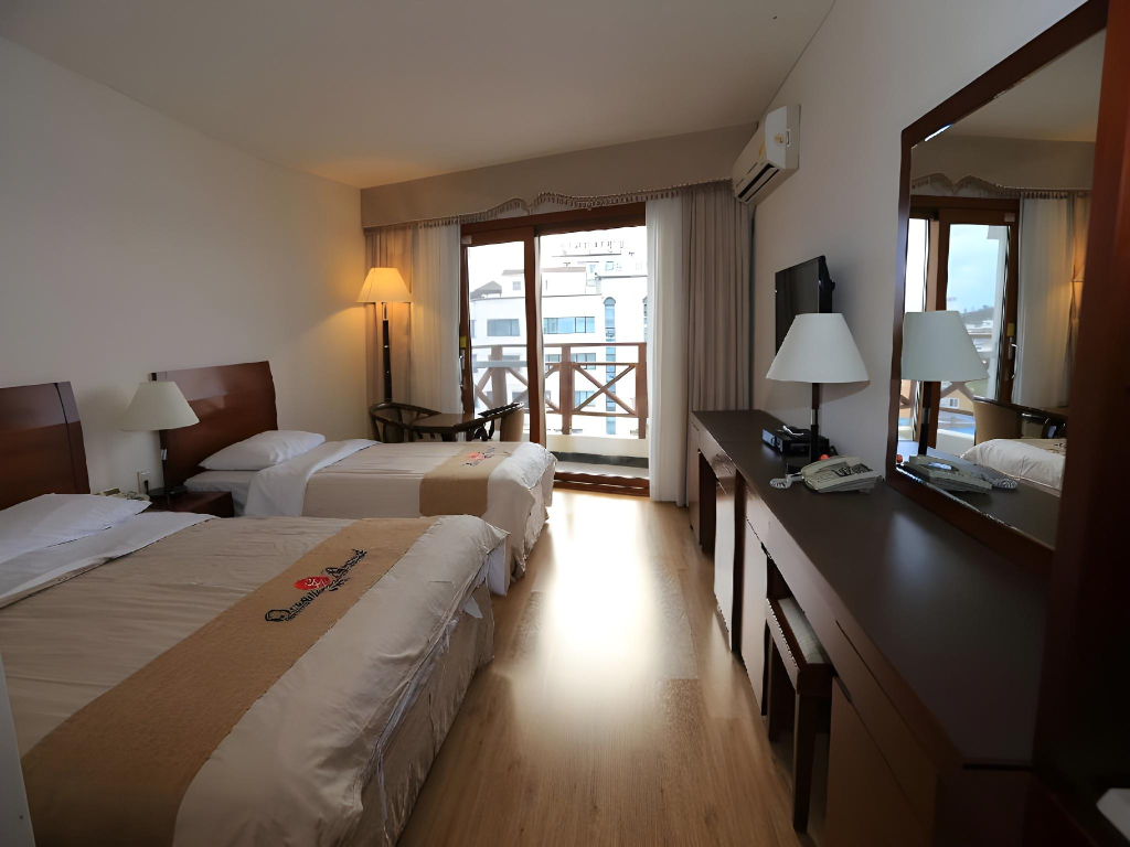 Ocean Grand Hotel