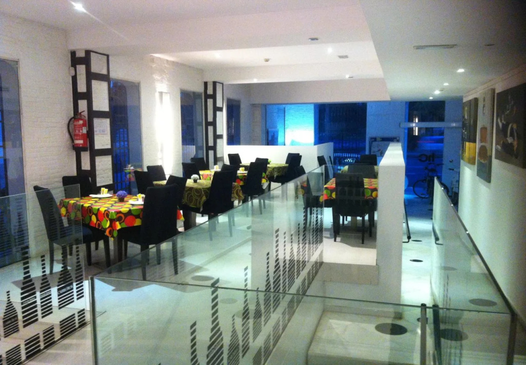 Blanq Carmen Hotel