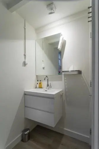 Luxury Flower Market Apartment
