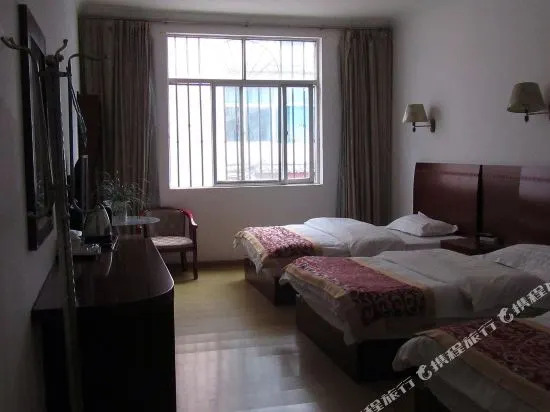 Yunshui Yunyi Inn (Lijiang Ancient City)