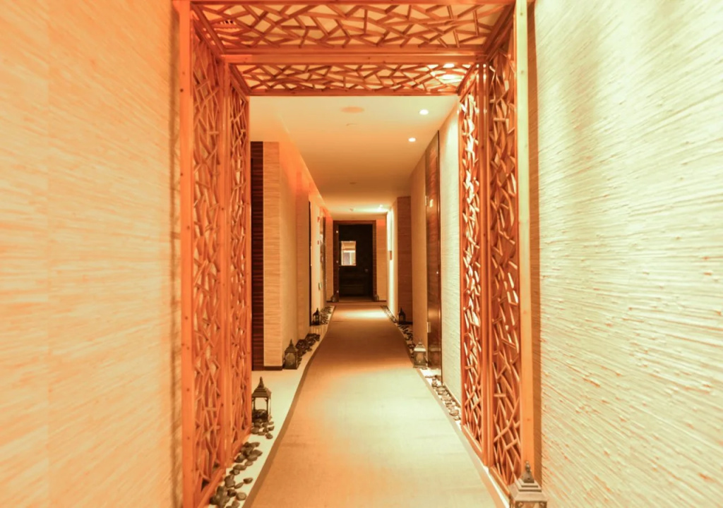 Regal Jinfeng Hotel