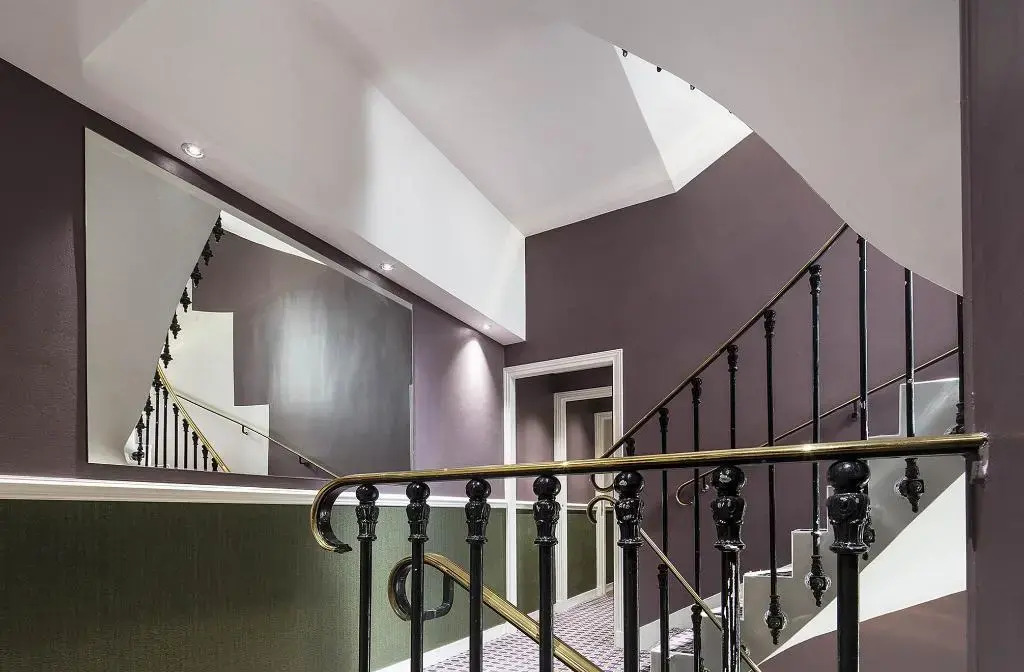 Hôtel Galileo Champs Elysées