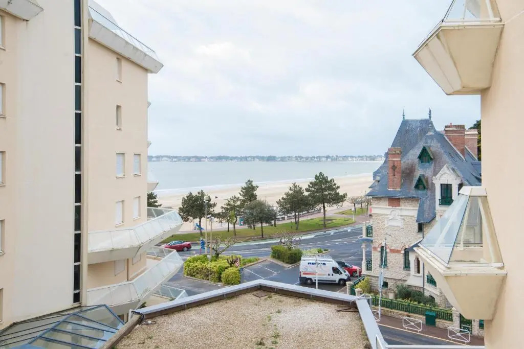 Studio vue mer, avec grande terrasse