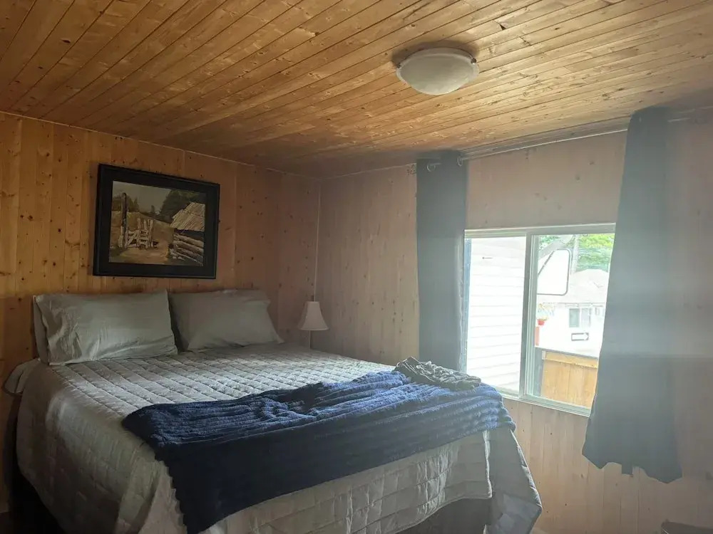 Alton Lodges