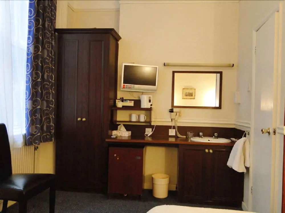 Hallam Hotel