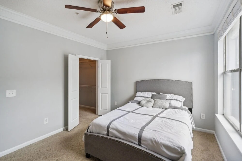 Beautifull Stays Extravagant & Luxury Living 2 Bedroom Apts by RedAwning, Atlanta