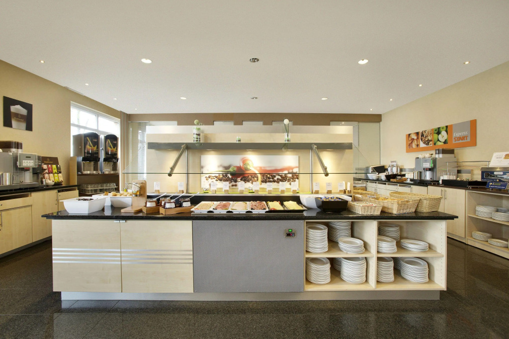 Holiday Inn Express Frankfurt Messe by IHG
