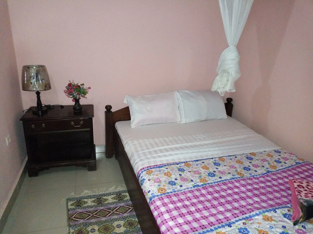 Colours Club and Spa
