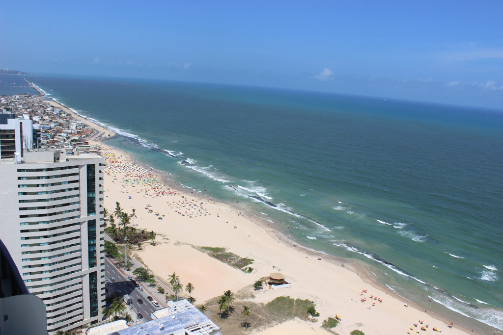 FLAT BEIRA MAR-BEACH CLASS EXECUTIVE-Família
