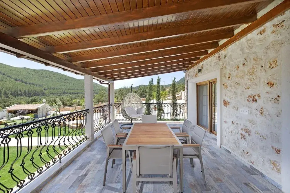 Kairos Hotel