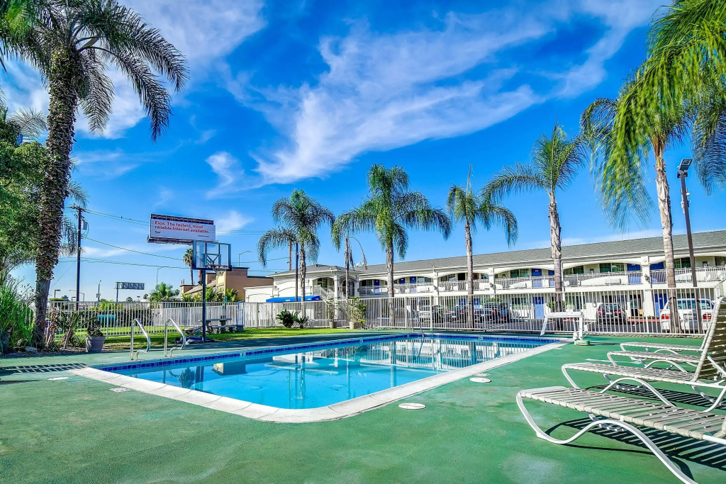 Motel 6 Garden Grove