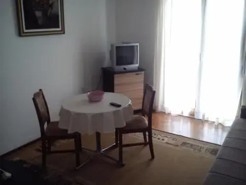 Nada Apartments