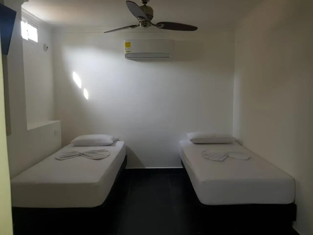 Apartamentos Freddys Tours