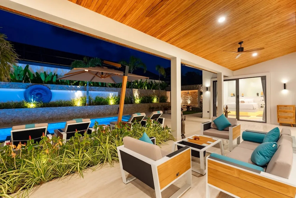 Luxury Balinese Private Pool Villa! KBR12