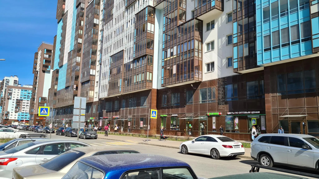 Sakvoyazh-Apartment On 62 Komendantsky Avenue