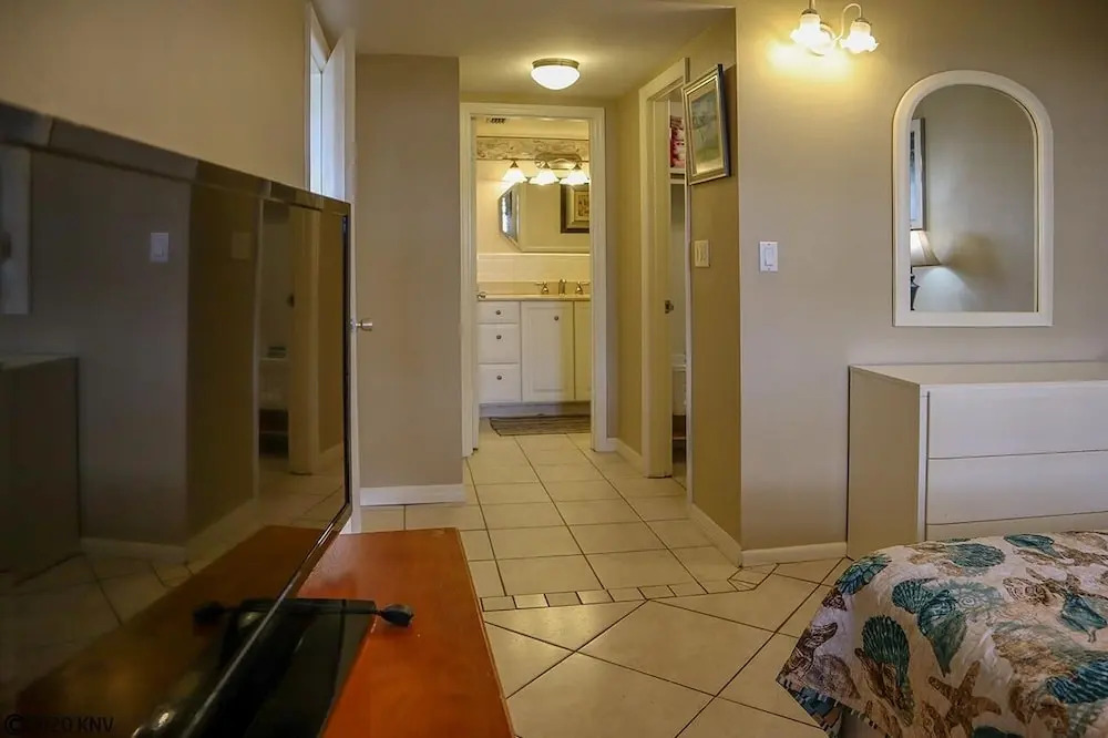 Leonardo Arms 110 2 Bedroom Condo