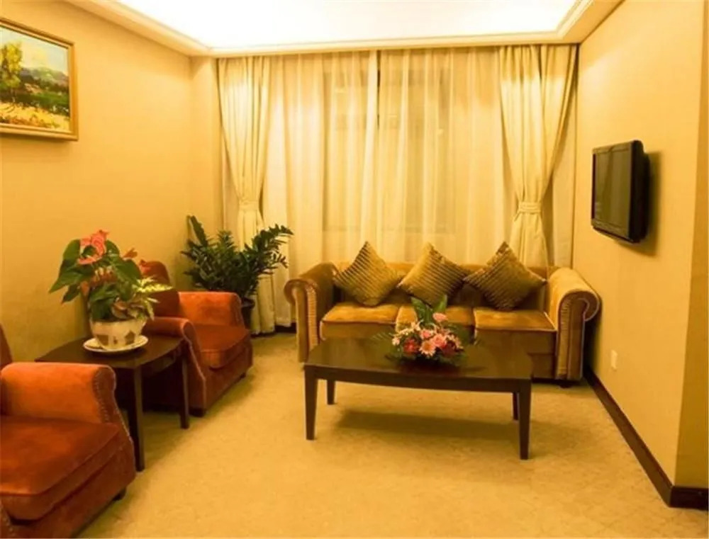 Hongjin Pudong International Airport Hotel