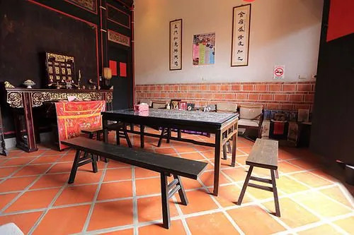 Couple Inn No 19