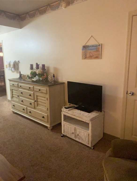 River Place #24 - 3 Br Condo