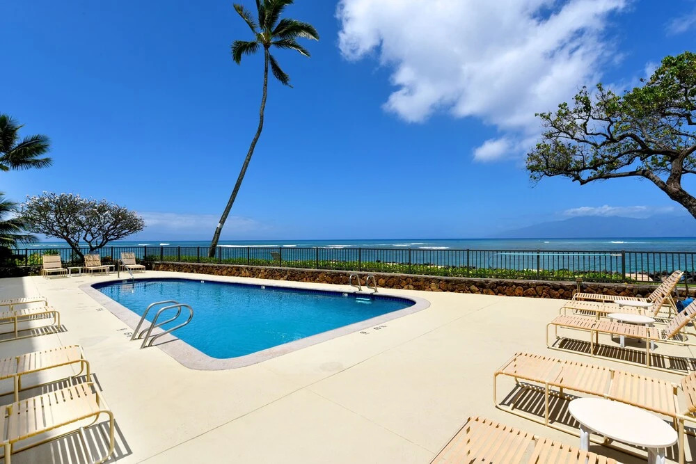 Kahana Reef 120 by RedAwning