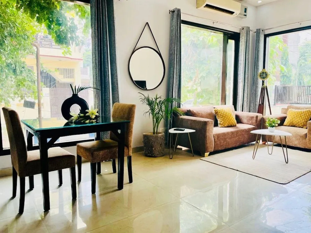 Olive Service Apartment DLF Galleria