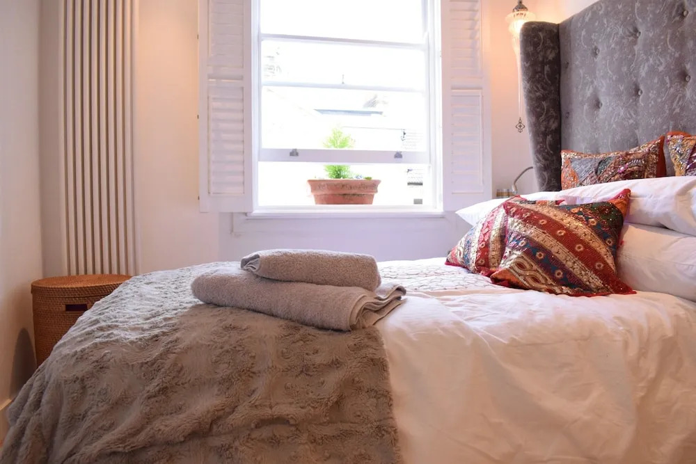 2 Bedroom Apartment In London With Roof Top