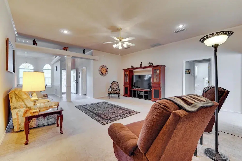 9 Mi to Texas Tech: Home w Fenced Yard in Lubbock