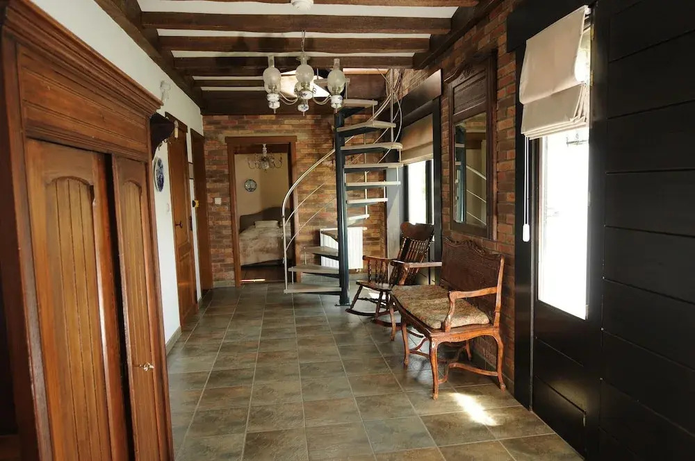 Five-bedroom Holiday Home in Somme-leuze