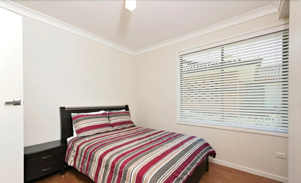 Little Beach House, 8 Mistral Close
