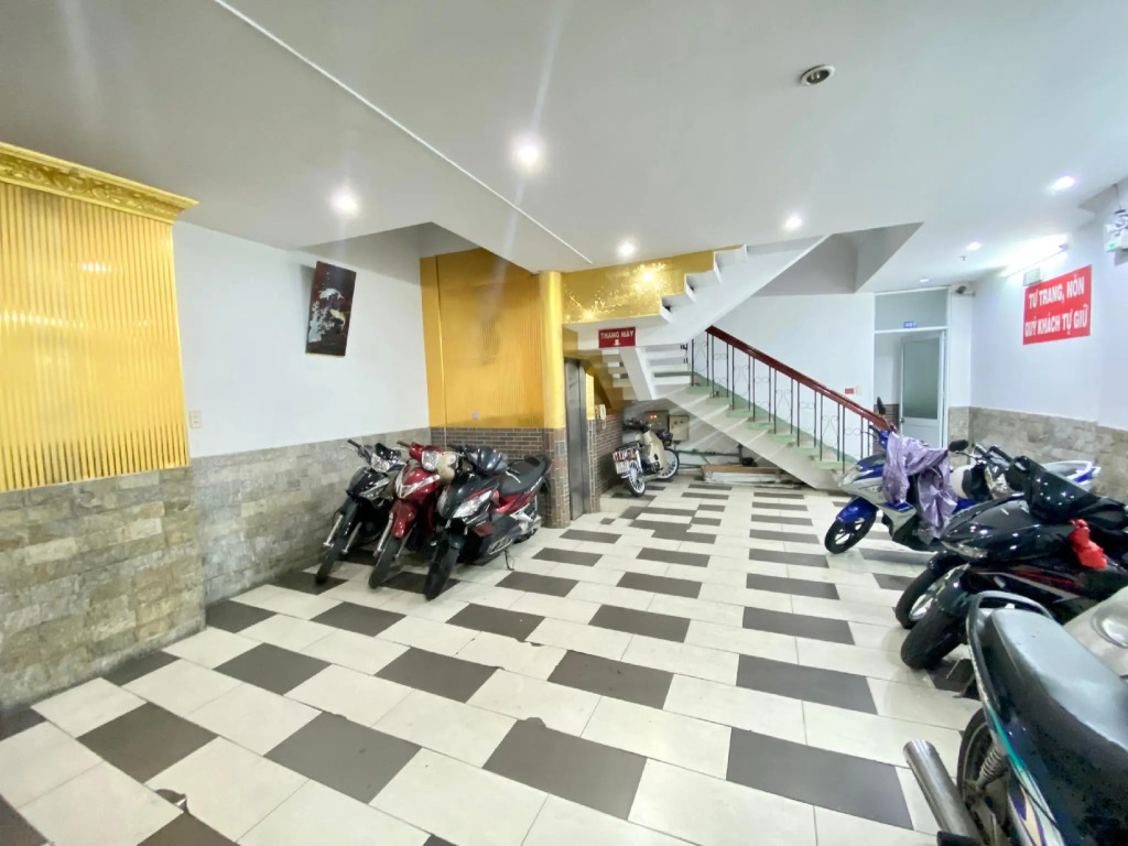 TRAN PHUNG HOTEL
