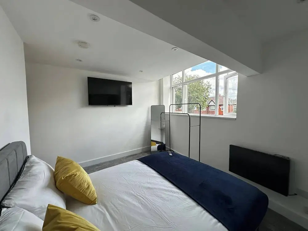 6 Guests/free Parking/old Trafford/20min City