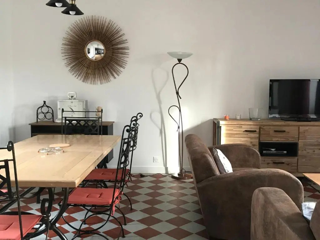 Maison de charme rénovée avec piscine, spa et proximité des plages vendéennes - FR-1-426-464