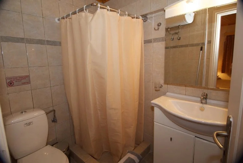 Makis Apartments