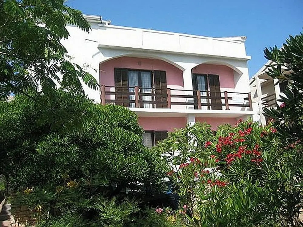 Modern Apartment in Dalmatia With Garden