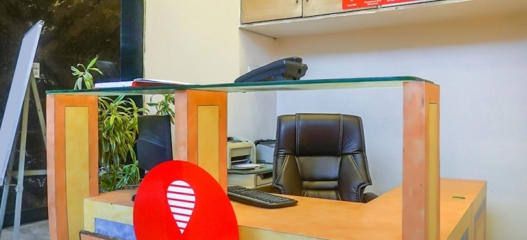 Hotel Golden Rock by OYO Rooms
