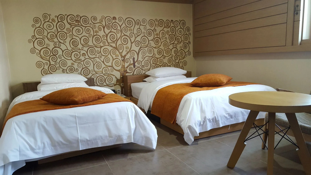 Orsay Business Hotel
