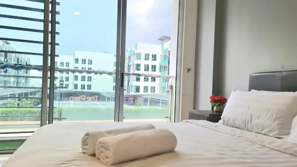 Aeropod [5B]/Near Airport / 2 Queen Bed/ Netflix/Free Parking