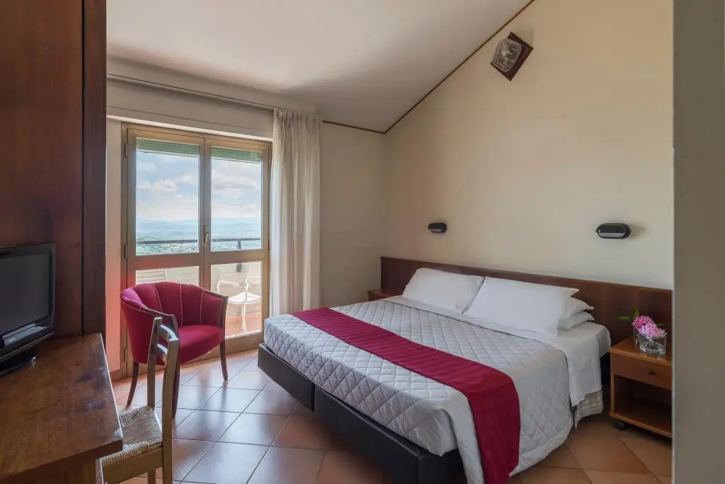 Hotel Miralaghi
